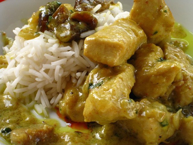 POLLO CON CURRY AL ESTILO DE LA INDIA